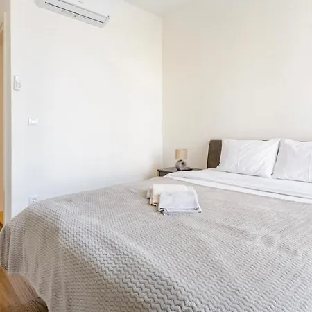 The Gates 410 Apartment Belgrade