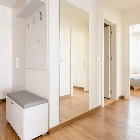 Apartment The Gates 410